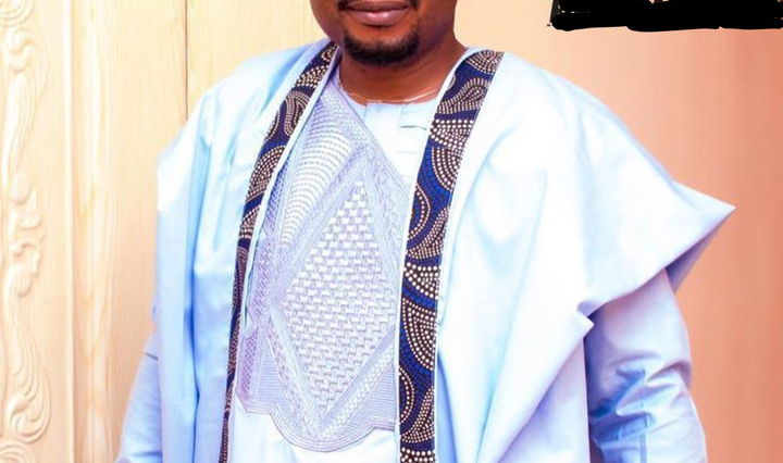 An Actor Said I Must Choose Between Prostrating To Beg His Sidechick Or Leaving His Movie Set"Agbejo says.