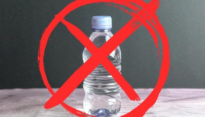 Prostate Cancer Risk May Be Increased By The Presence Of Nitrate In Drinking Water From Taps And Bottles (JUST IN)