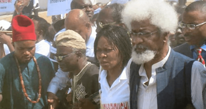 JUST IN: Peter Obi knocks Soyinka, Bakare, Falana, other #OccupyNigeria protest leaders over silence on current economic hardship JUST IN: Peter Obi knocks Soyinka, Bakare, Falana, other #OccupyNigeria protest leaders over silence on current economic hardship