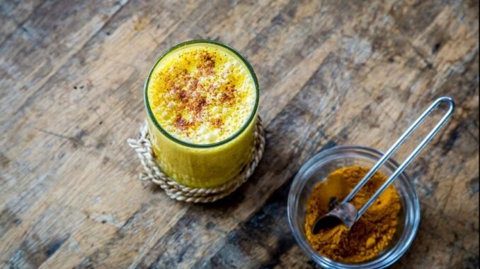 BREAKING: Drinking milk mixed with turmeric, black pepper can aid these 5 health problems; know right way to consume BREAKING: Drinking milk mixed with turmeric, black pepper can aid these 5 health problems; know right way to consume