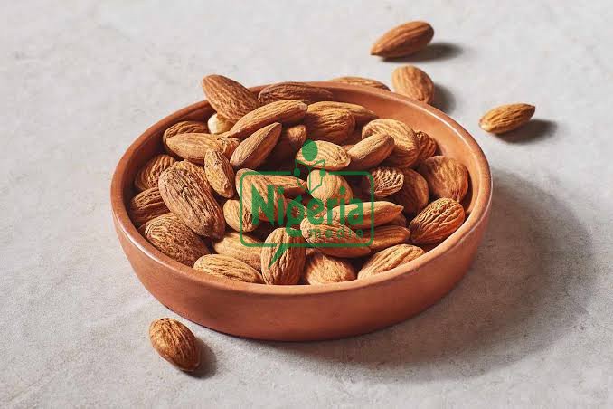 What Happens To Your Body If You Eat 4 (Four) Almonds Every Day What Happens To Your Body If You Eat 4 (Four) Almonds Every Day