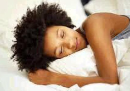 Dear Men, Here Are 3 Things Your Woman Wants At Night Before She Sleeps But Never Tells You