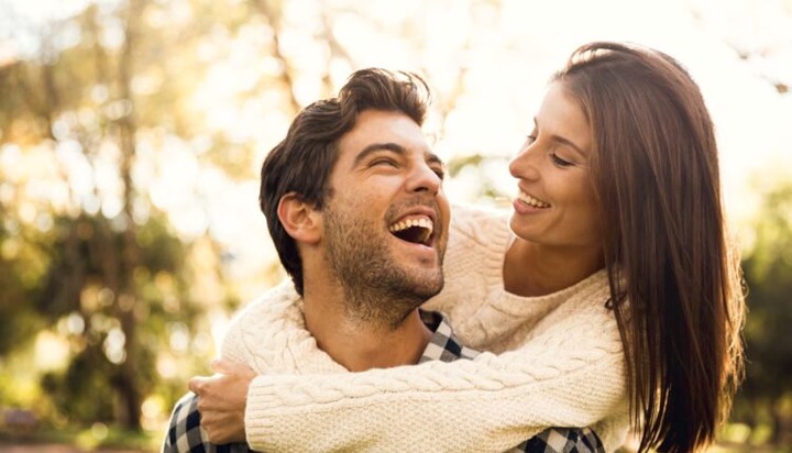 Following 4 Little Things That Make Men Absurdly Happy In A Relationship